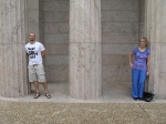 1 lincoln monument mm far.jpg